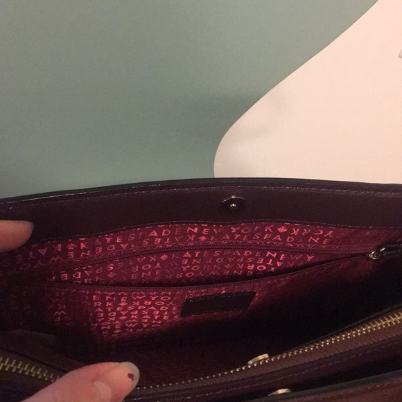 ✨HOST PICK✨ Kate Spade Lise Bixby Place Satchel - Picture 6 of 7